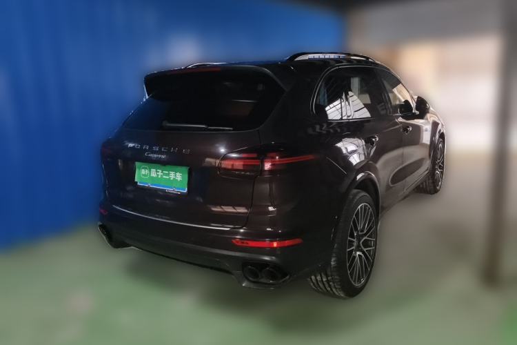 Used Porsche Cayenne 2016 Cayenne Platinum Edition 3.0T Rear Right 45 Deg