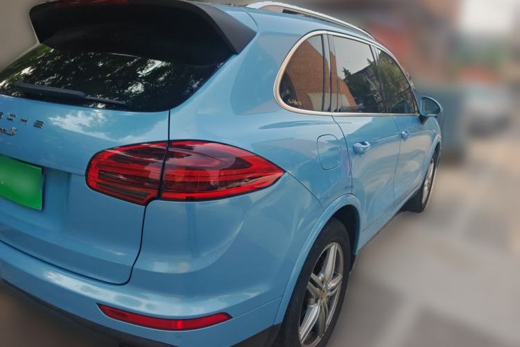 Used Porsche Cayenne 2016 Cayenne Platinum Edition 3.0T Rear Right 45 Deg