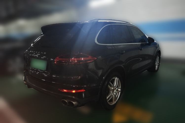 Used Porsche Cayenne 2016 Cayenne Platinum Edition 3.0T Rear Right 45 Deg