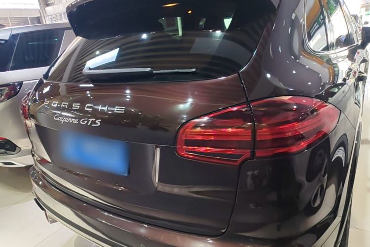 Used Porsche Cayenne 2016 Cayenne Platinum Edition 3.0T Rear