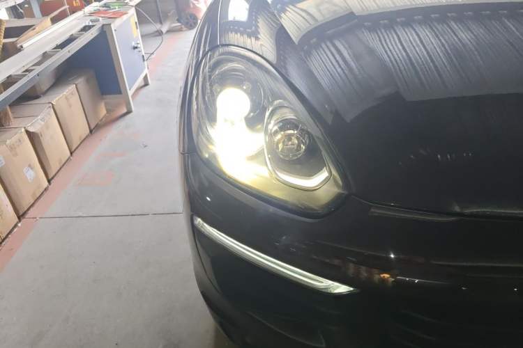 Used Porsche Cayenne 2016 3.0T parallel import Right Front Headlight