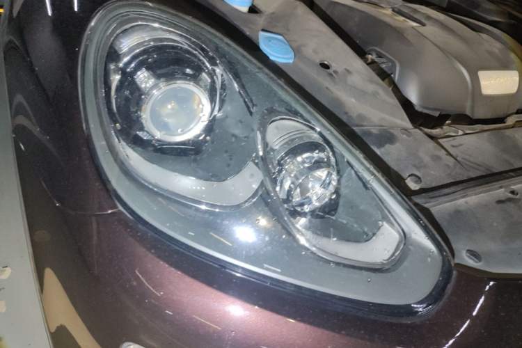 Used Porsche Cayenne 2016 Cayenne 3.0T Right Front Headlight