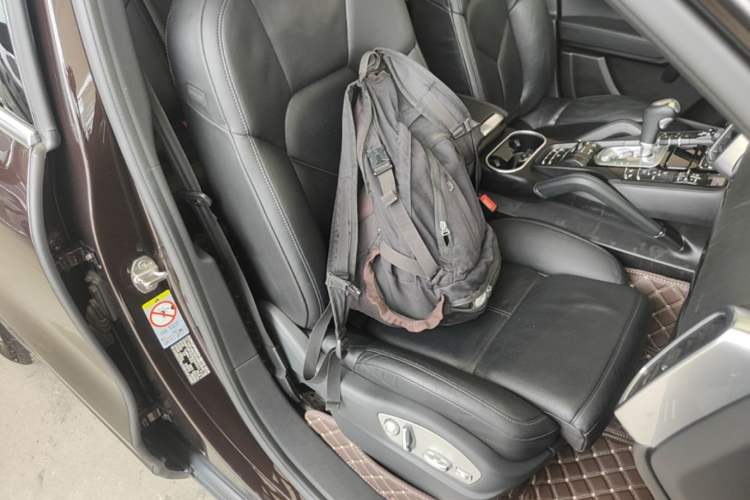 Used Porsche Cayenne 2016 Cayenne 3.0T Right Front Seat