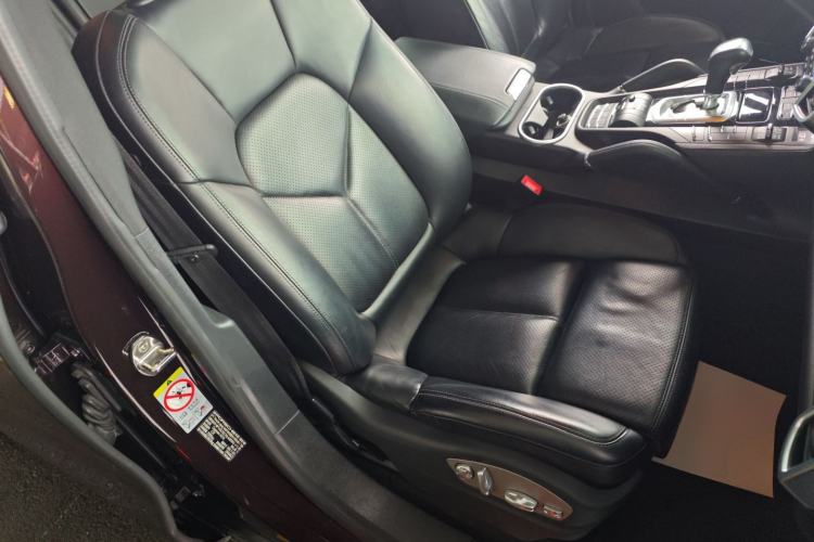 Used Porsche Cayenne 2016 Cayenne 3.0T Right Front Seat