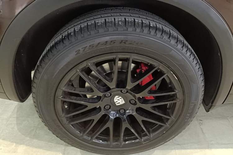 Used Porsche Cayenne 2016 Cayenne 3.0T Right Rear Wheel Hub