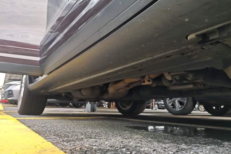 Used Porsche Cayenne 2016 Cayenne 3.0T Right Side Sill