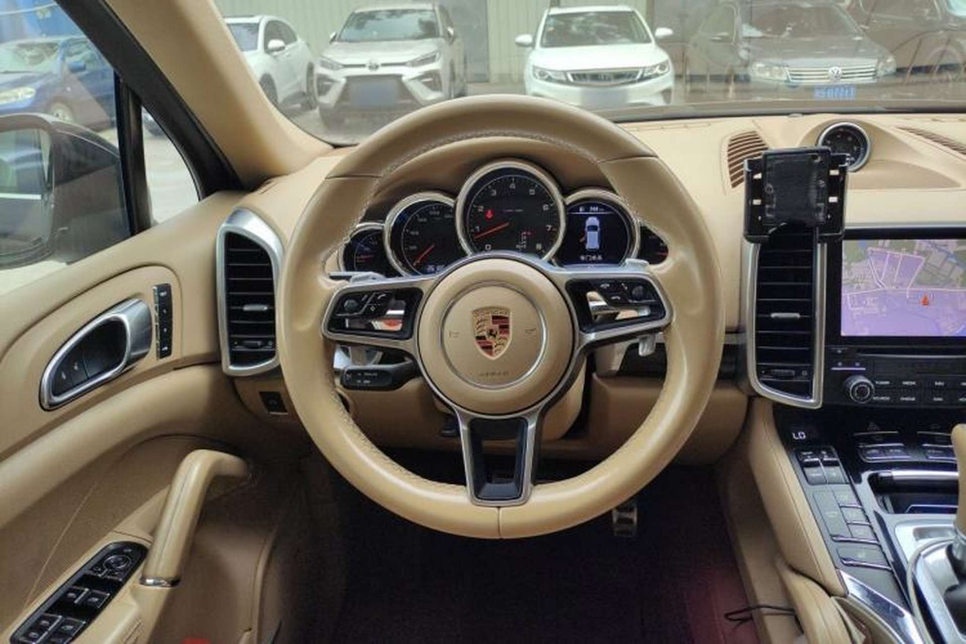 Used Porsche Cayenne 2016 Cayenne 3.0T Steering Wheel