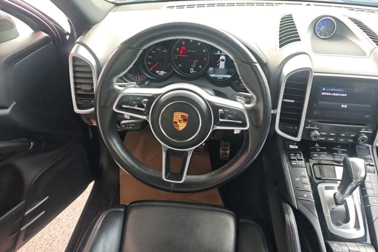 Used Porsche Cayenne 2016 Cayenne 3.0T Steering Wheel