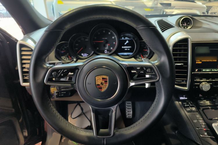 Used Porsche Cayenne 2016 Cayenne 3.0T Steering Wheel