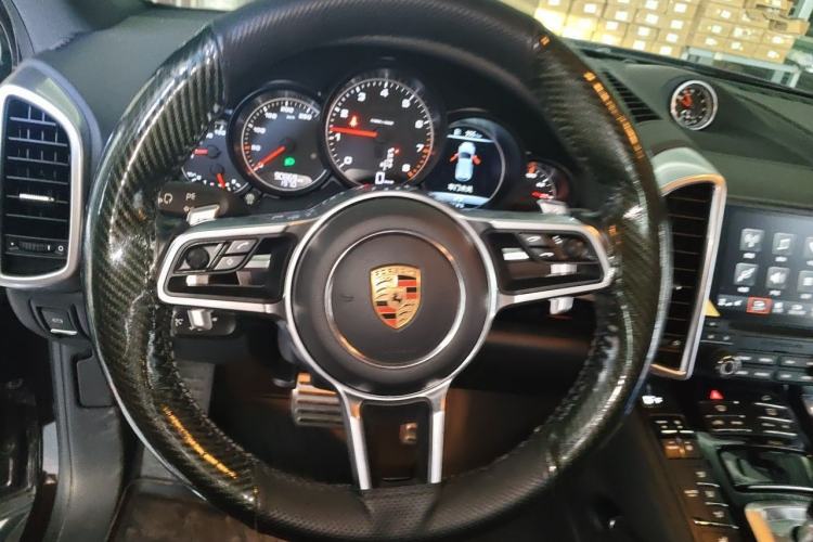Used Porsche Cayenne 2016 3.0T parallel import Steering Wheel