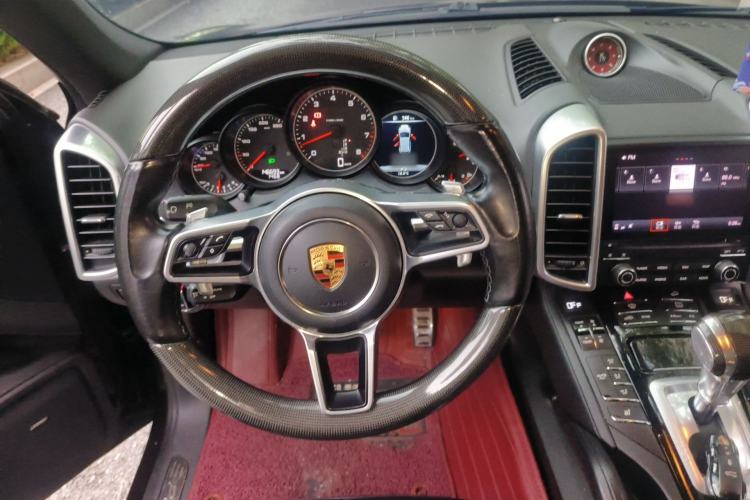 Used Porsche Cayenne 2016 Cayenne Platinum Edition 3.0T Steering Wheel