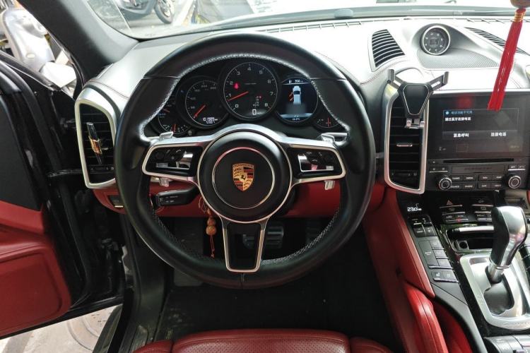 Used Porsche Cayenne 2016 Cayenne 3.0T Steering Wheel