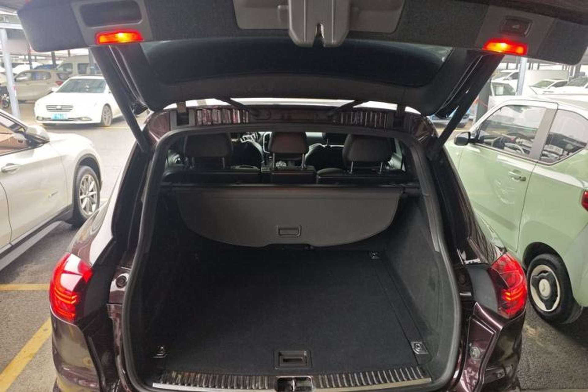 Used Porsche Cayenne 2016 Cayenne 3.0T Trunk