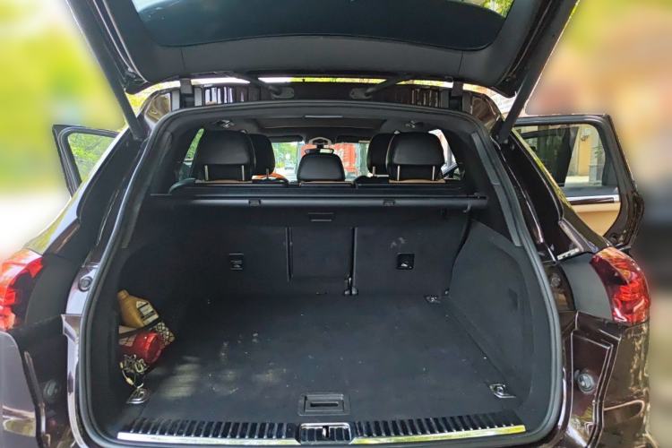 Used Porsche Cayenne 2016 Cayenne 3.0T Trunk