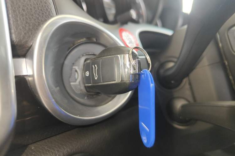 Used Porsche Cayenne 2016 Cayenne 3.0T Vehicle Key