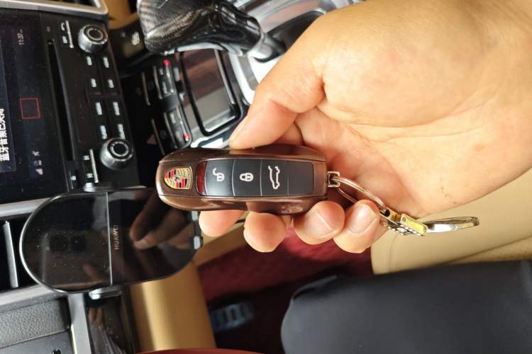 Used Porsche Cayenne 2016 Cayenne 3.0T Vehicle Key