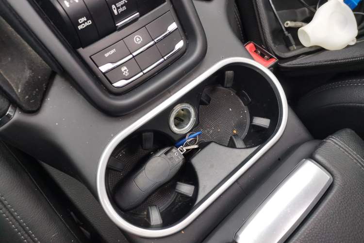 Used Porsche Cayenne 2016 Cayenne 3.0T Vehicle Key