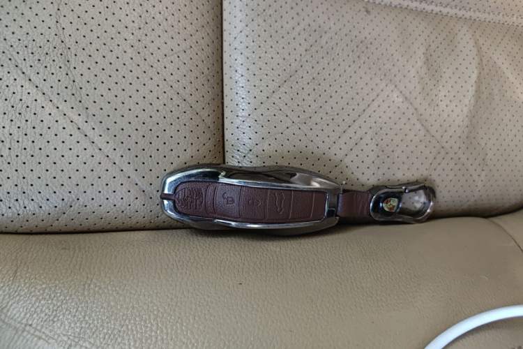 Used Porsche Cayenne 2016 Cayenne 3.0T Vehicle Key
