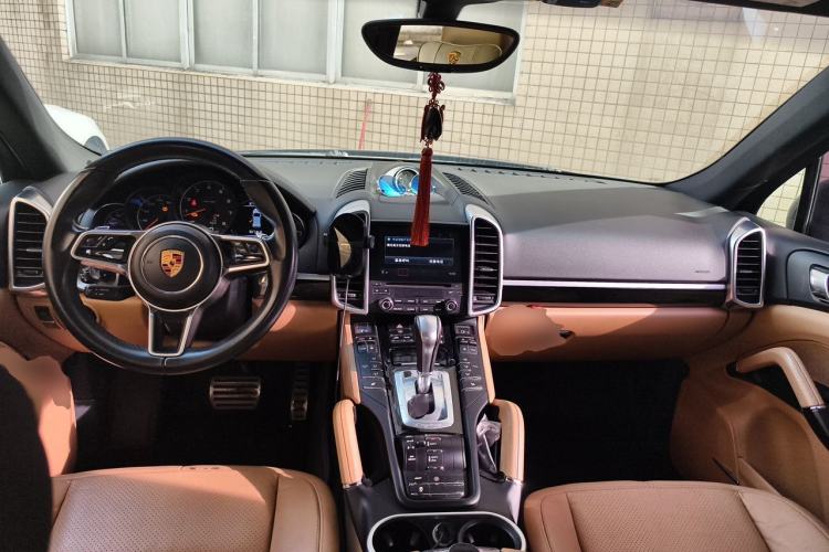 Used Porsche Cayenne 2016 Cayenne 3.0T Center Console