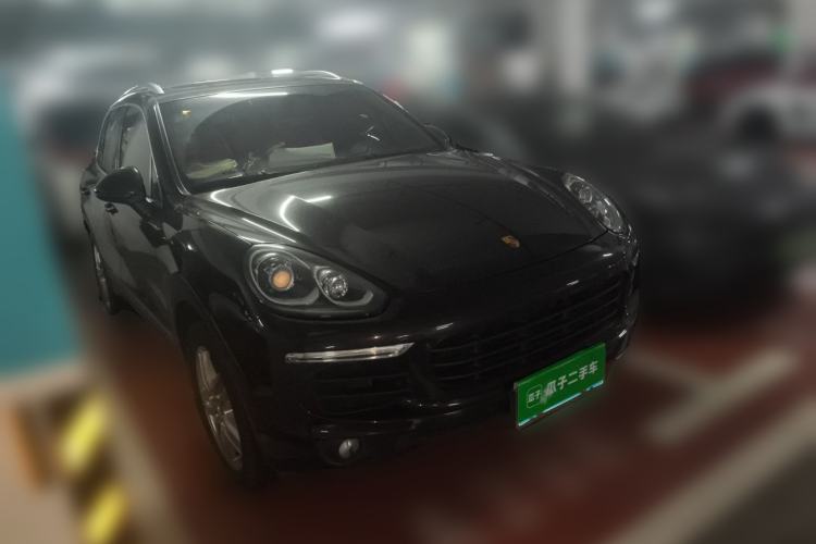 Used Porsche Cayenne 2016 Cayenne 3.0T Front Right 45 Deg