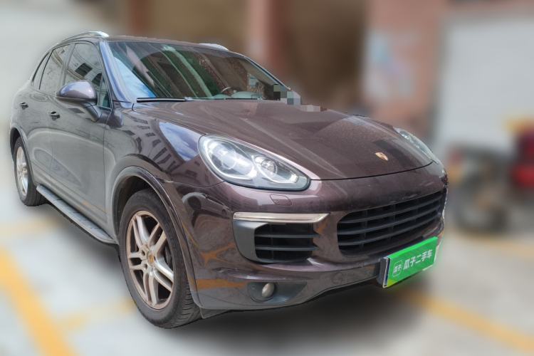 Used Porsche Cayenne 2016 Cayenne Platinum Edition 3.0T Front Right 45 Deg