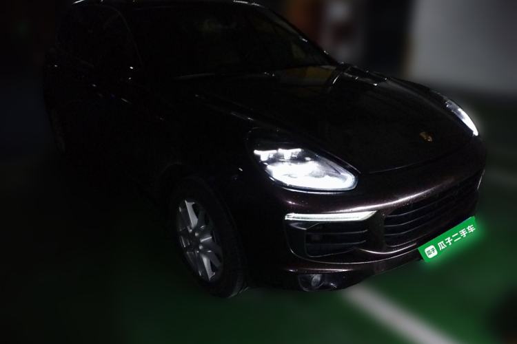 Used Porsche Cayenne 2016 Cayenne 3.0T Front Right 45 Deg