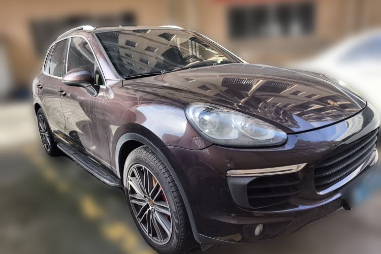 Used Porsche Cayenne 2016 Cayenne 3.0T Front Right 45 Deg