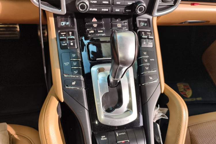 Used Porsche Cayenne 2016 Cayenne 3.0T Gear Lever