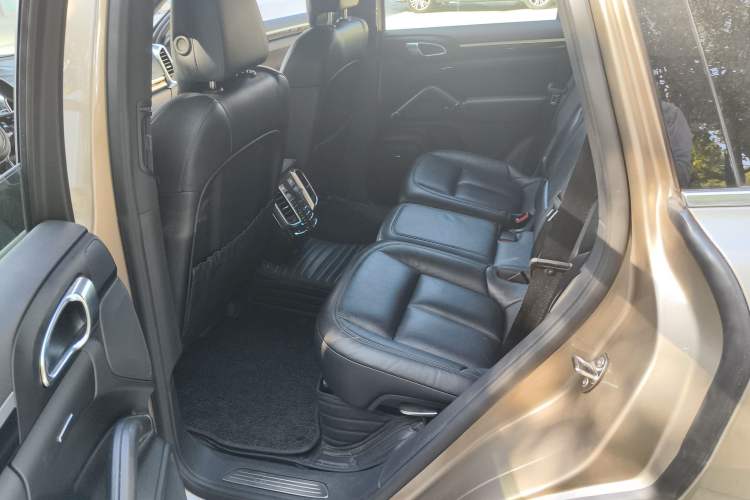 Used Porsche Cayenne 2016 Cayenne S 3.6T Left Rear Seat