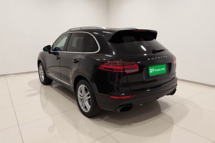 Used Porsche Cayenne 2016 Cayenne 3.0T Rear Left 45 Deg