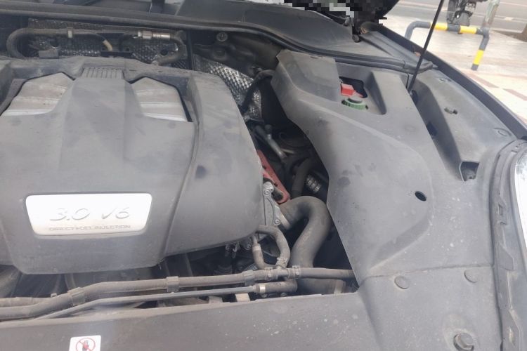 Used Porsche Cayenne 2016 Cayenne 3.0T Engine Bay Left