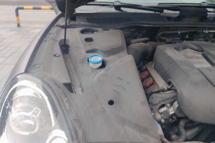 Used Porsche Cayenne 2016 Cayenne 3.0T Engine Bay Right