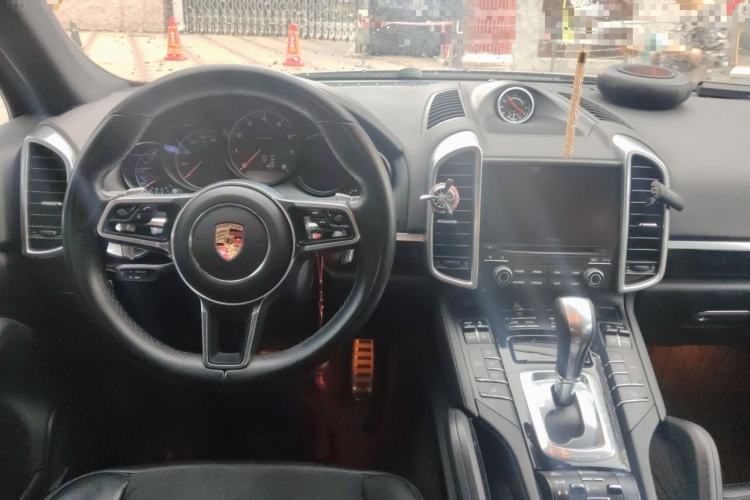 Used Porsche Cayenne 2016 Cayenne 3.0T Steering Wheel
