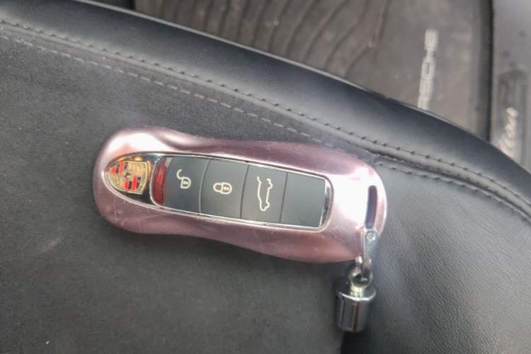 Used Porsche Cayenne 2016 Cayenne 3.0T Vehicle Key