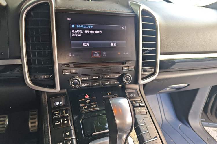 Used Porsche Cayenne 2016 Cayenne 3.0T Audio And AC Panel
