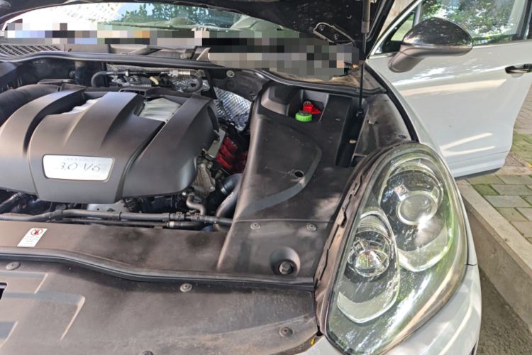Used Porsche Cayenne 2016 Cayenne 3.0T Engine Bay Left