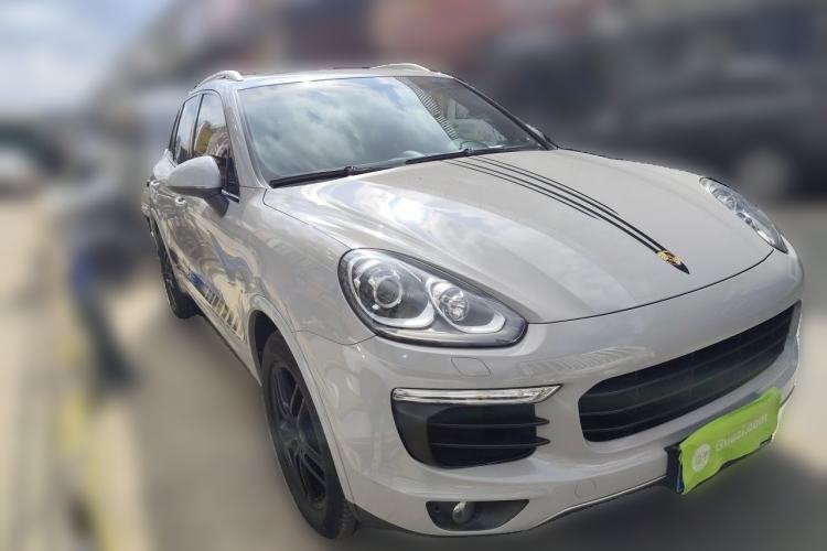 Used Porsche Cayenne 2016 Cayenne Platinum Edition 3.0T Front Right 45 Deg