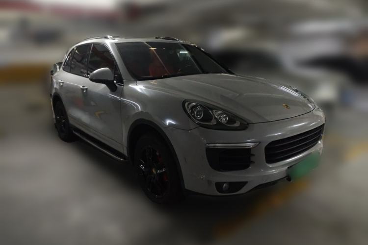 Used Porsche Cayenne 2016 Cayenne 3.0T Front Right 45 Deg