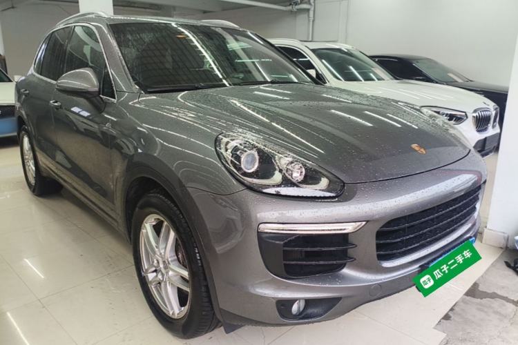 Used Porsche Cayenne 2016 Cayenne 3.0T Front Right 45 Deg