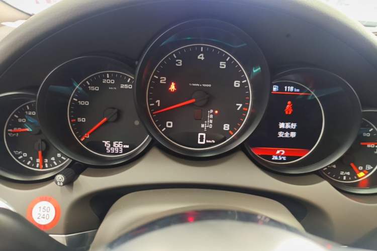 Used Porsche Cayenne 2016 Cayenne 3.0T Instrument Cluster
