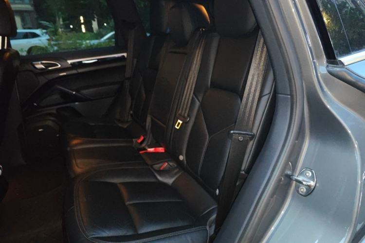 Used Porsche Cayenne 2016 Cayenne 3.0T Interior 4