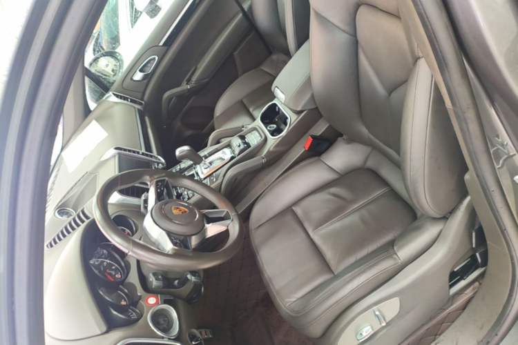Used Porsche Cayenne 2016 Cayenne 3.0T Left Front Seat