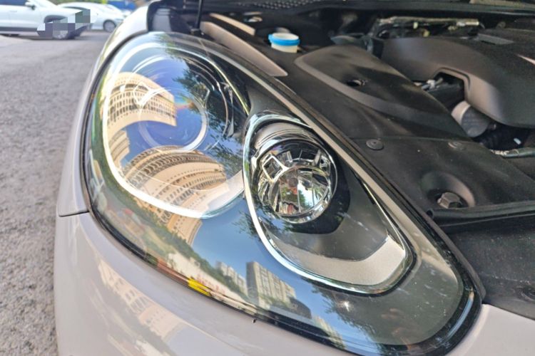 Used Porsche Cayenne 2016 Cayenne 3.0T Right Front Headlight