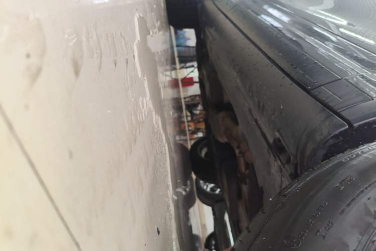 Used Porsche Cayenne 2016 Cayenne 3.0T Right Side Sill