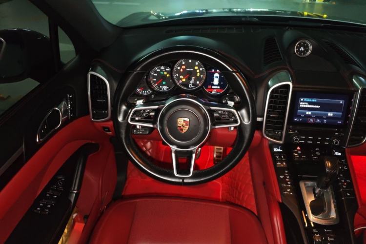 Used Porsche Cayenne 2016 Cayenne 3.0T Steering Wheel