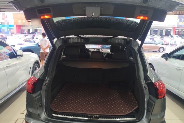 Used Porsche Cayenne 2016 Cayenne 3.0T Trunk