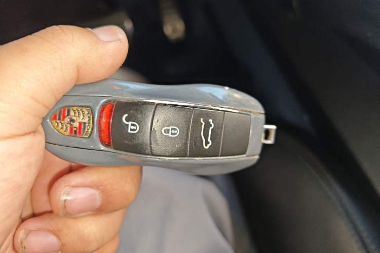 Used Porsche Cayenne 2016 Cayenne 3.0T Vehicle Key