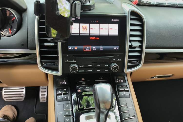 Used Porsche Cayenne 2016 Cayenne 3.0T Audio And AC Panel