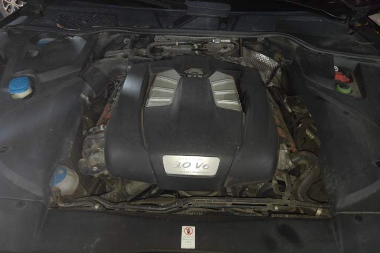 Used Porsche Cayenne 2016 Cayenne Platinum Edition 3.0T Engine Bay