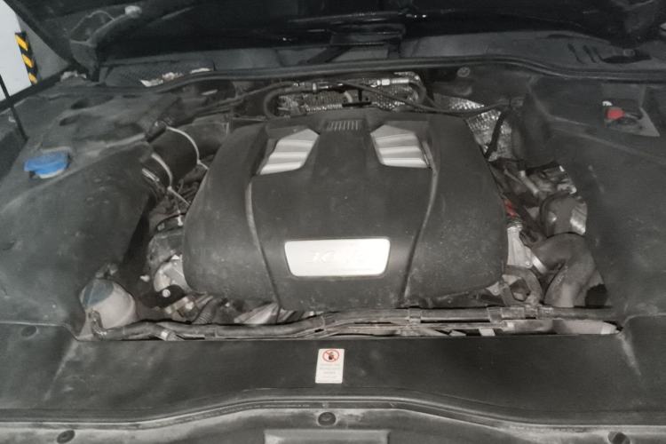 Used Porsche Cayenne 2016 Cayenne Platinum Edition 3.0T Engine Bay